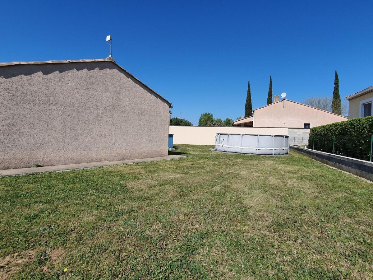 Pretty Villa With Above Ground Pool Saint-Genies-de-Fontedit Exterior photo