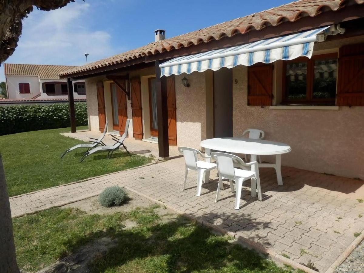 Pretty Villa With Above Ground Pool Saint-Genies-de-Fontedit Exterior photo
